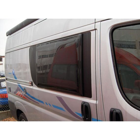 Otevírací boční okno Polyplastic pro Fiat Ducato